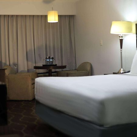 Wyndham Garden Los Mochis Plaza Inn Экстерьер фото