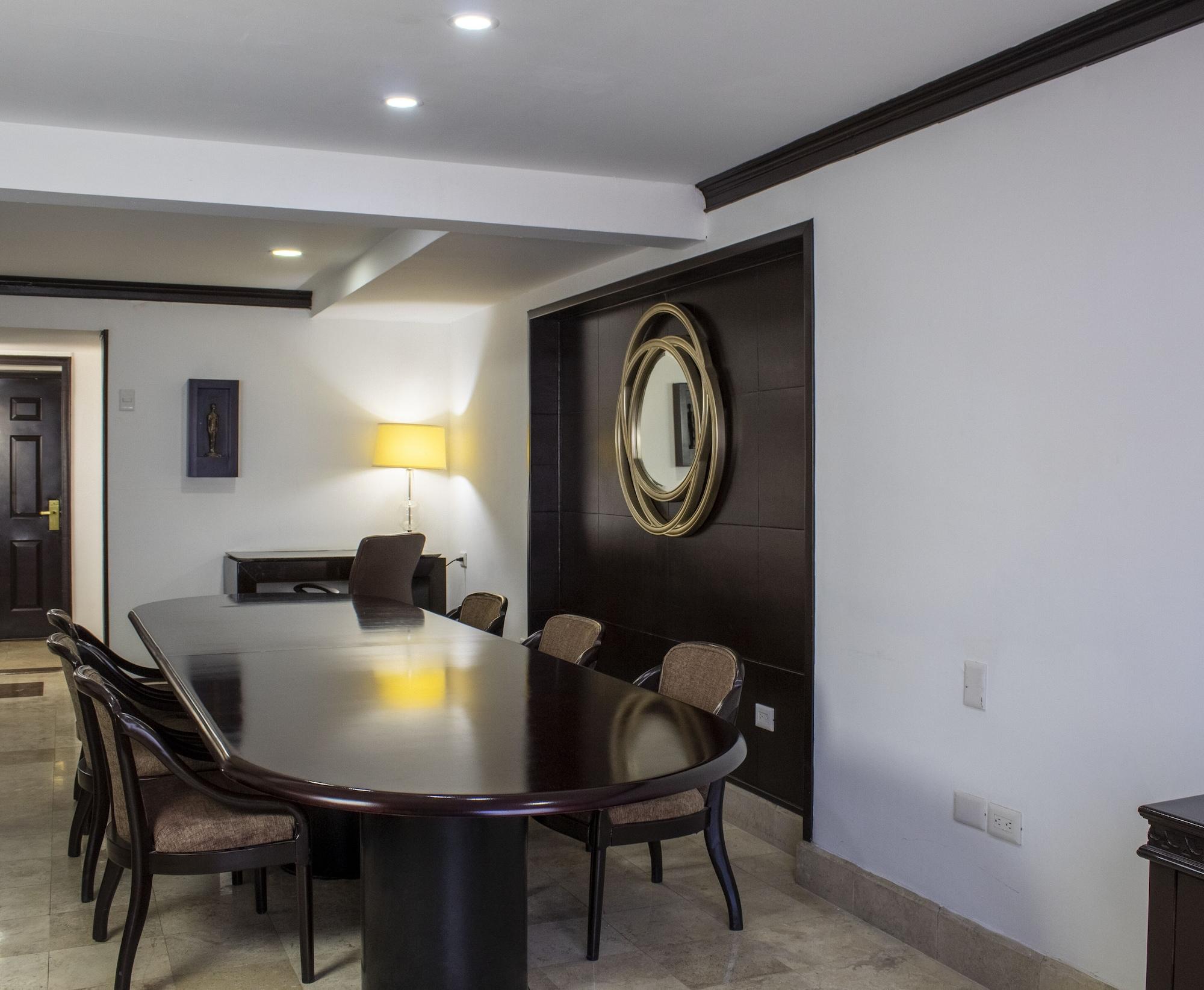 Wyndham Garden Los Mochis Plaza Inn Экстерьер фото