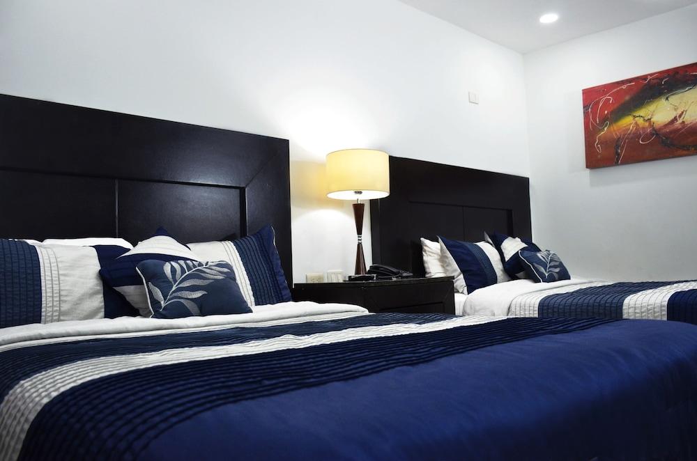 Wyndham Garden Los Mochis Plaza Inn Экстерьер фото