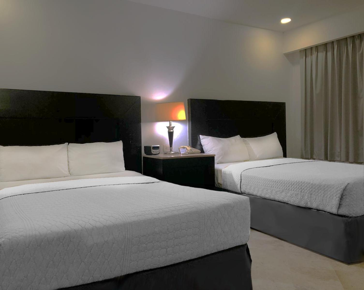 Wyndham Garden Los Mochis Plaza Inn Экстерьер фото