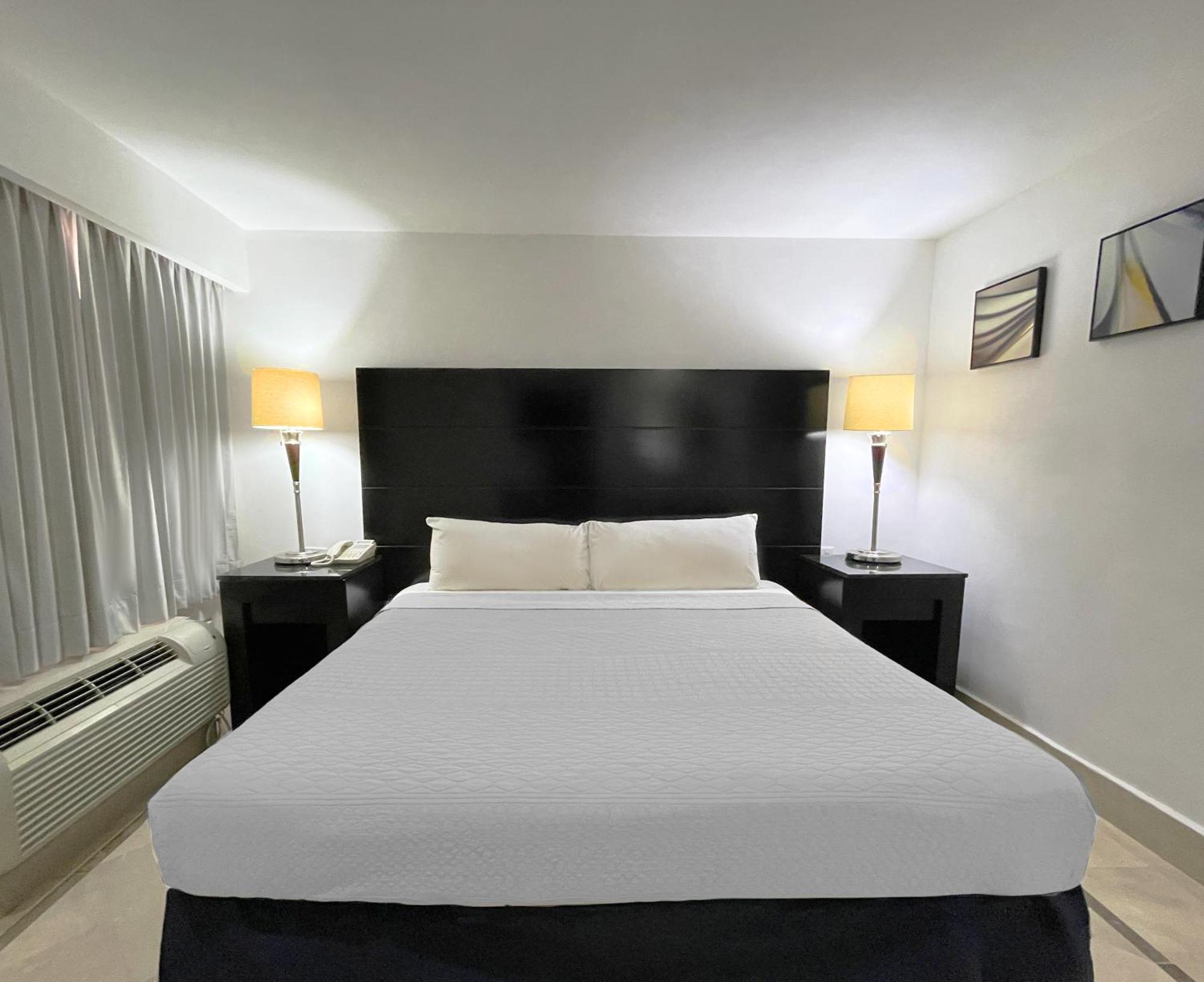 Wyndham Garden Los Mochis Plaza Inn Экстерьер фото